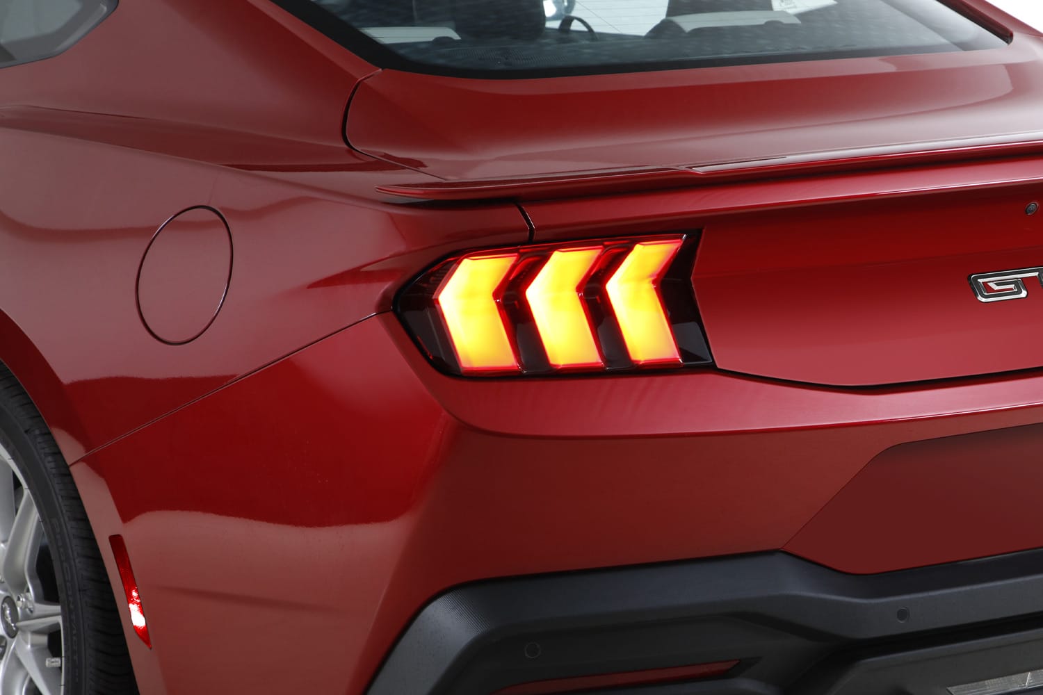 TLC-Cover-SMOKE-ON-MUST